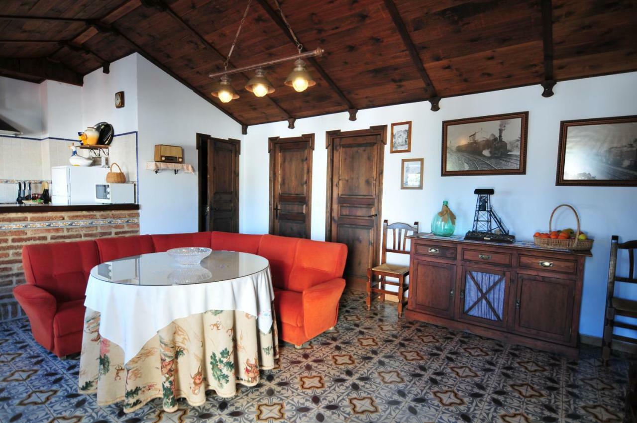 El Romerito Guest House Zalamea la Real Exterior photo
