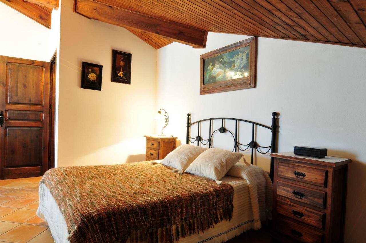 El Romerito Guest House Zalamea la Real Exterior photo